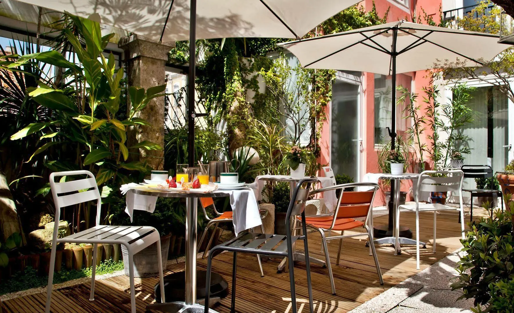 Hotel Solar Dos Mouros Lissabon