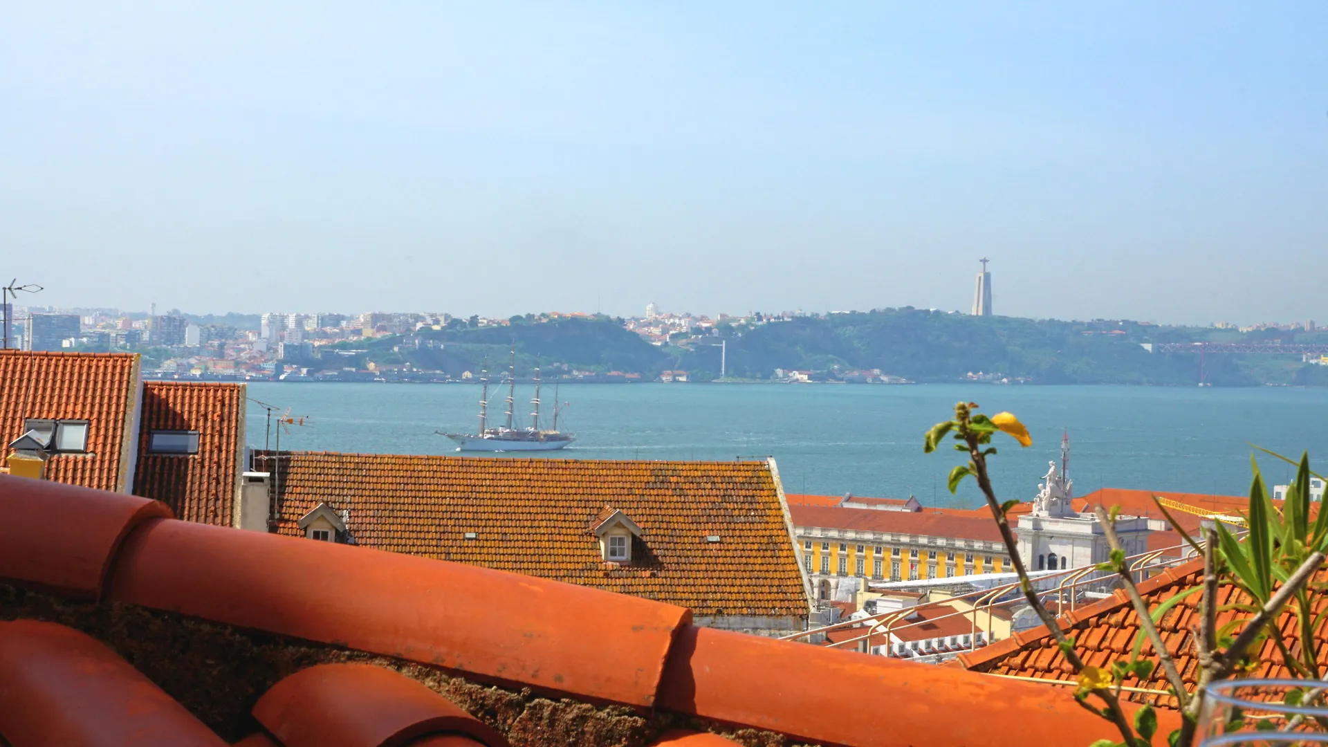 Solar Dos Mouros Hotel Lisbon