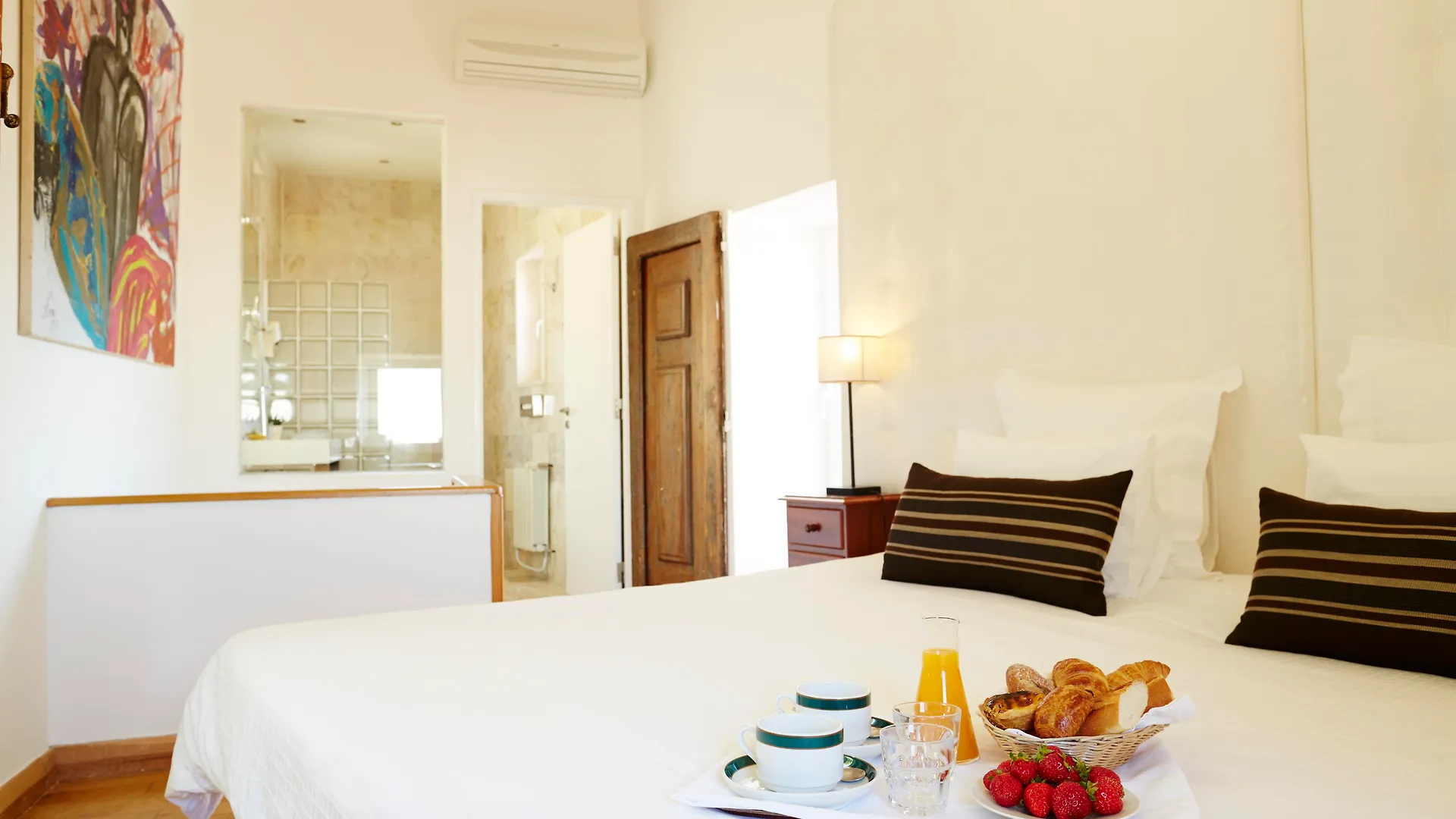 Solar Dos Mouros Hotel Lisbon 4*,