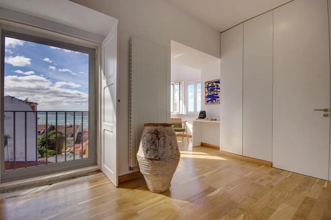 Solar Dos Mouros Hotel Lisbon